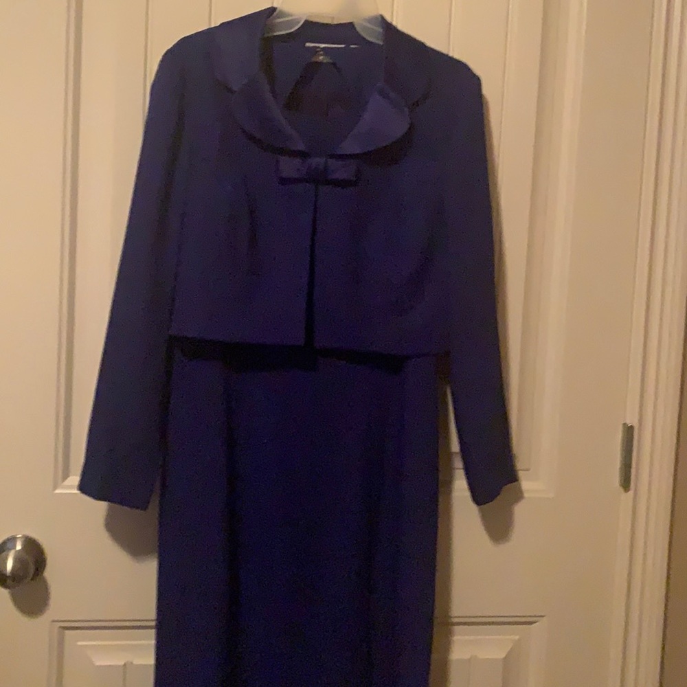 Mother of bride  Liz Claiborne jacket dress Worn one time. Size 8